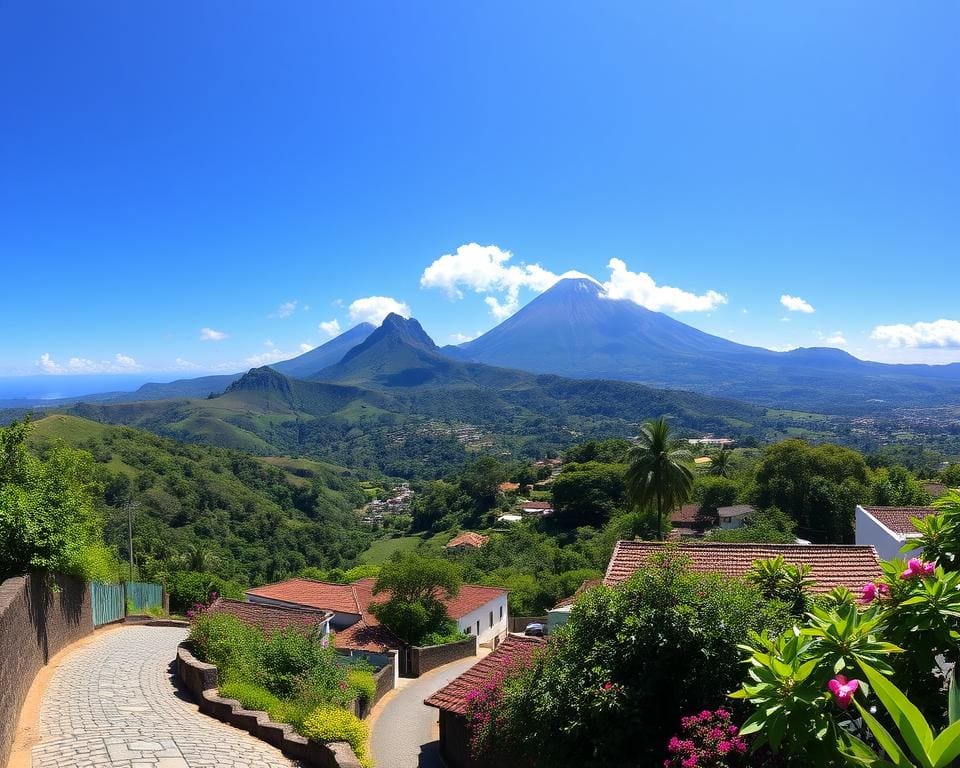 Uitzicht op vulkanen in Antigua