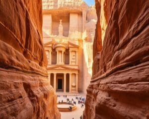 Waarom is een bezoek aan Petra in Jordanië onvergetelijk?
